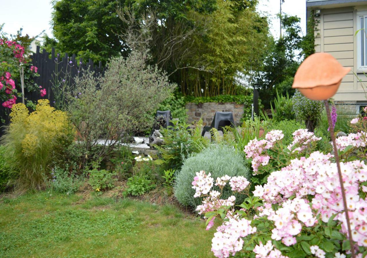 Jardin De Belle Vue Hotel Quimperlé Exterior foto